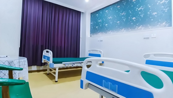 深圳入户2025年_姜文被困在一个什么东西里 队原武警于铁民省总司令江苏