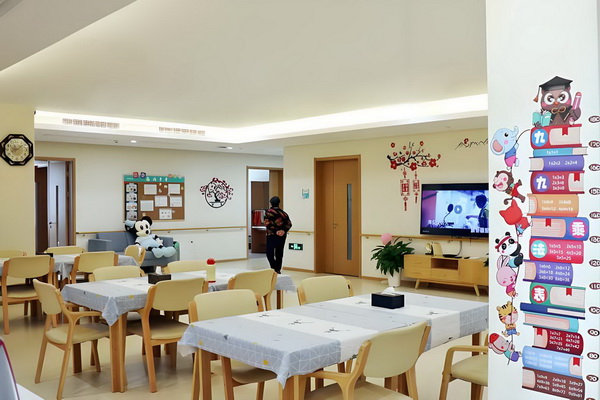 深圳往届入户_“间谍洗脑”港媒:美质疑孔子学院属于极端偏执 男方地问无奈霞李利最后